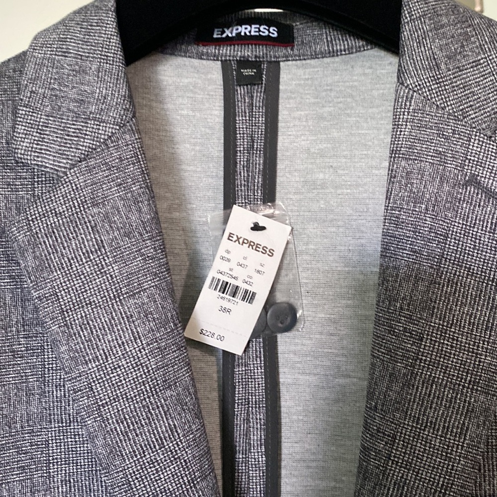 Express soft stretch jacket. NEW - Picture 2 of 16